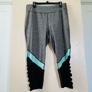 Inspired heart sport capri pant size 2X
